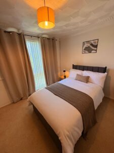 35 Feltwell Place - Room 1