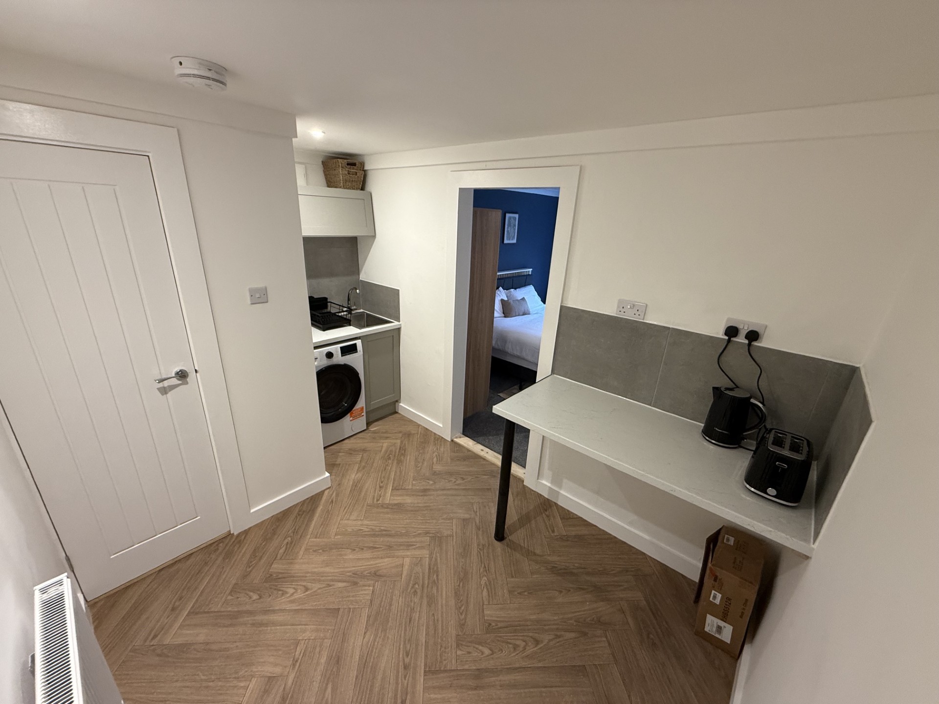 34HP-bedroom-kitchenette Studio Kitchenette